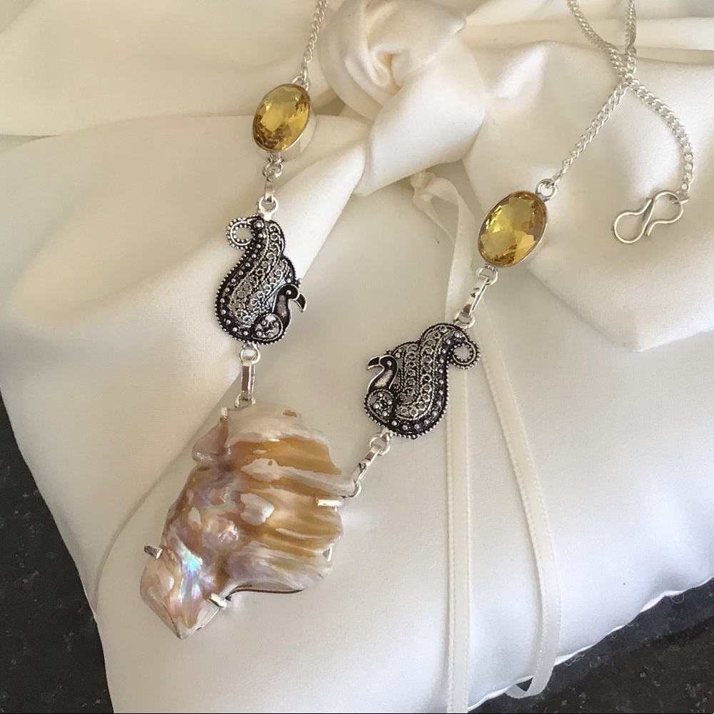 Sterling Silver Gorgeous Biwa Pearl And Citrine Necklace.